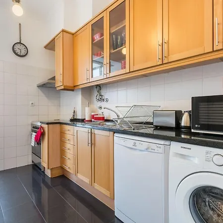 Apartment Stunning And Spacious Lofts Just By Graca And Alfama Lisbon