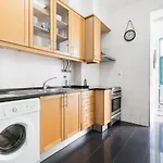 Graca And Alfama Heritage 3-Br Signature Suites By Nestatlisbon Apartment *