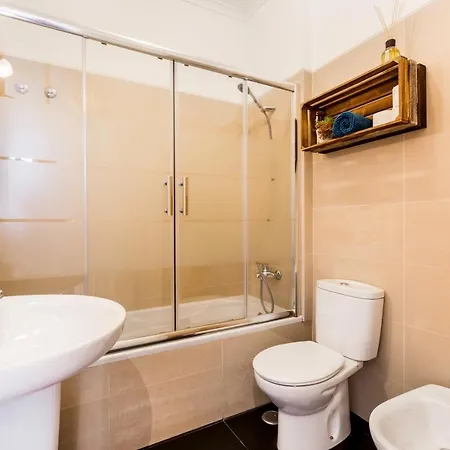Graca And Alfama Heritage 3-br Signature By Nestatlisbon *