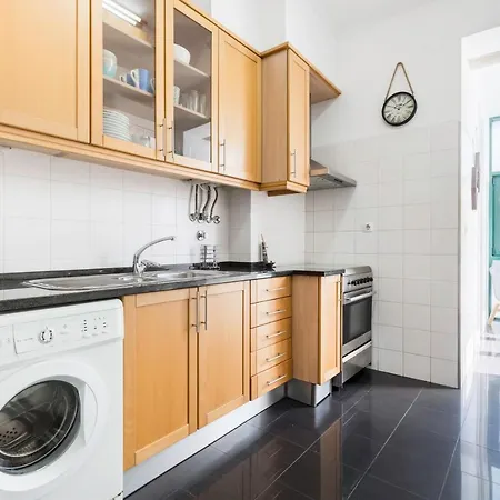 Stunning And Spacious Lofts Just By Graca And Alfama Apartment *